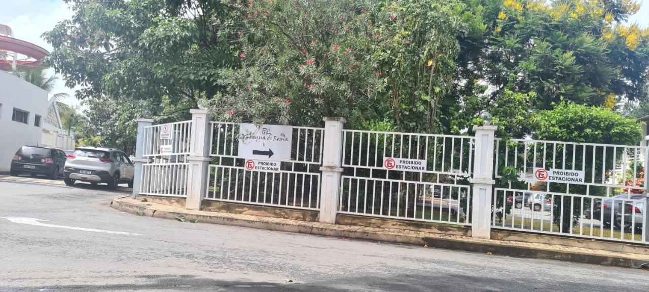 Thermas Lacqua Diroma Com Piscina De Ondas Gratis 24Horas Caldas Novas Exterior photo